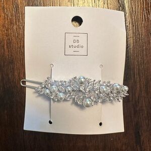 Silver, pearl & gemstone hair clip (NWT)